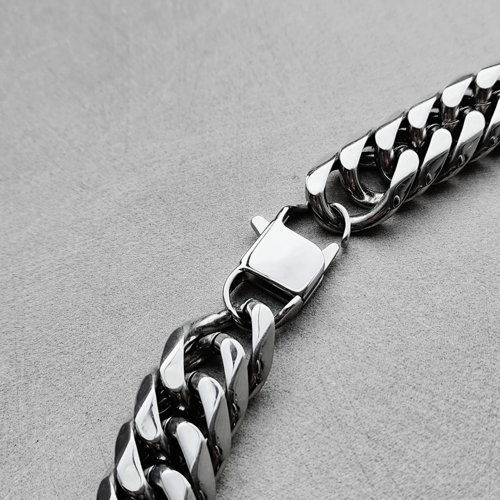Cubannity Chain - Imagen 4