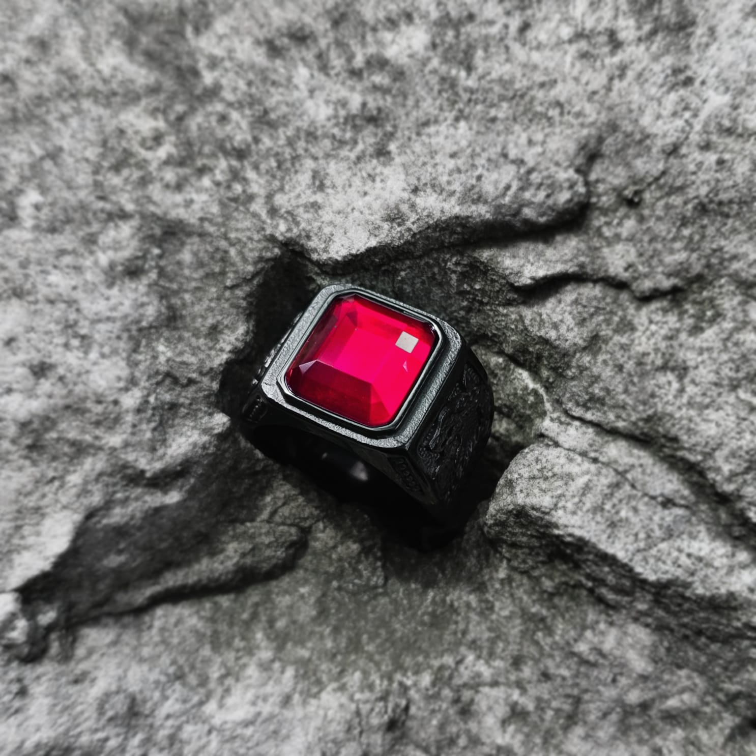 Red Snake Ring - Imagen 5